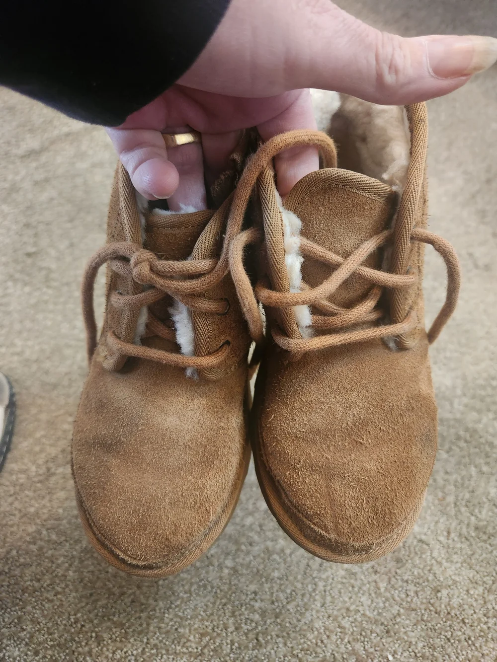 UGG Neumel II Boots Suede Lined Chestnut Boots Side Zip Toddler Sz 12